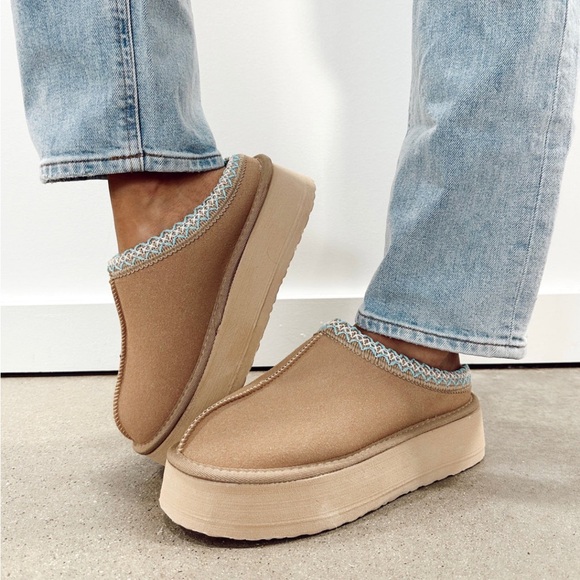 Jazmin Platform Slipper 🤎 10; fits like 9 - Picture 8 of 12